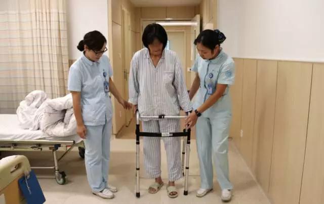 杭州康復養老之家是杭州康復醫院,杭州養老院,杭州公立康復中心,杭州醫養結合護理院信息一站式分享平臺。 浙一4